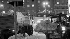 Снега много. Фото Аркадия УВАРОВА.