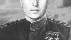 Обложка книги  об Александре Покрышкине