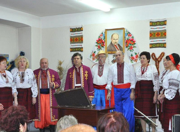 На встречах в украинском культурном центре портрет Кобзаря всегда на видном месте.  Фото предоставлено УНКА г. Новосибирска