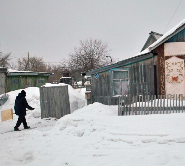 В круг обязанностей главы поселения входит масса дел, которыми в городской администрации занимается не один, а несколько квалифицированных специалистов: от заключения договоров на очистку улиц от снега до составления документальной отчетности. Фото Юлии НАЗАРЕНКО