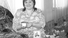 Анна Рощупкина со своими работами. Фото Валерия ГАНИНА