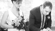 Дворец бракосочетания  до 1 мая работает в обычном режиме. Фото Михаила ПЕРМИНА