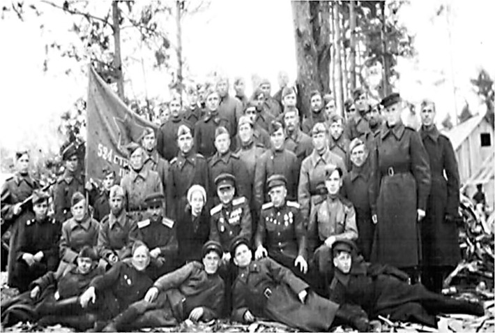 Фотография бойцов 524-го стрелкового полка 112-й стрелковой дивизии второго формирования