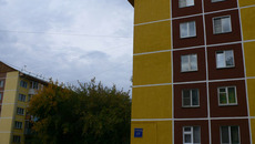 Обновленные дома на улице Новая Заря. Фото Георгия ЛЕСНОГО
