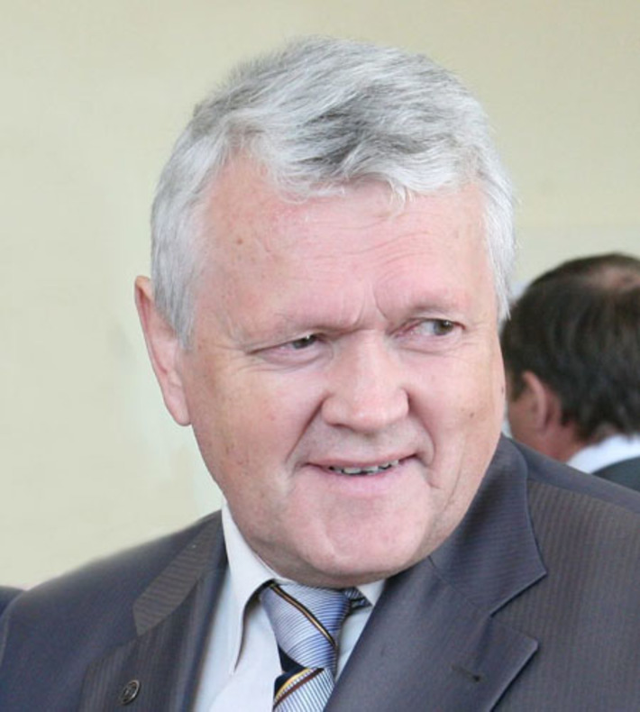 Академик Асеев, вновь избранный председателем СО РАН, делает ставки на фундаментальную науку и взаимодействие с военной промышленностью. Фото Михаила ПЕРМИНА