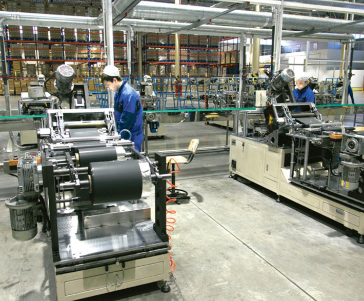 В регионе действуют 36 долгосрочных и ведомственных целевых программ, которые в ближайшее время должны быть преобразованы в 24 государственные программы, что даст возможность добиваться более высоких результатов в каждой отрасли.  Фото Аркадия УВАРОВА (архив)