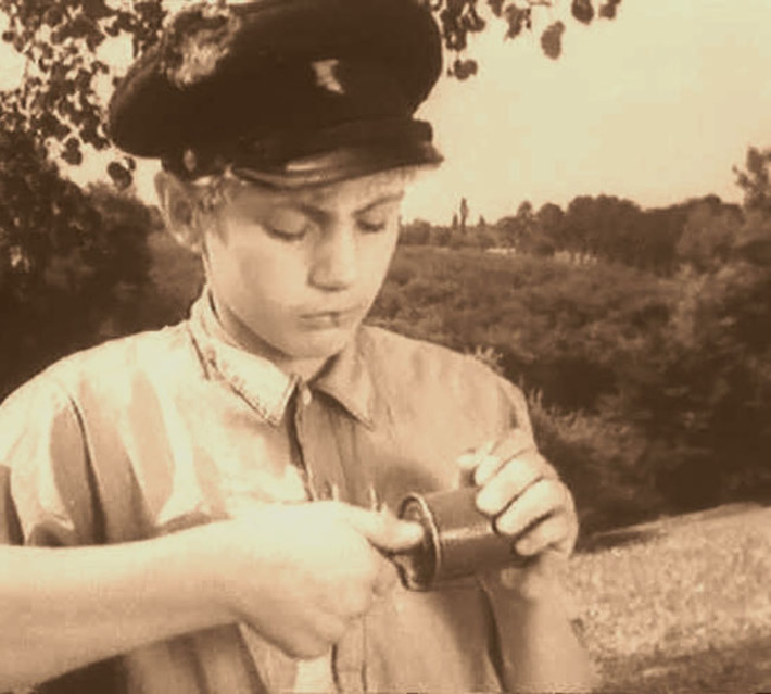 Кадр из фильма Орленок