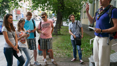 Звучит вступительное слово. Фото Аркадия УВАРОВА