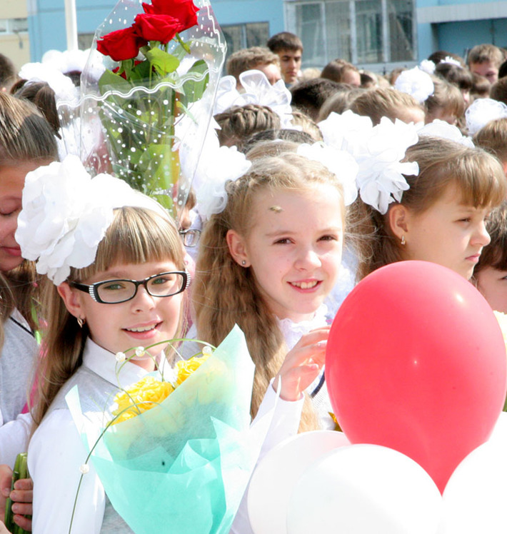 Первый день, первые встречи. Фото Михаила ПЕРМИНА