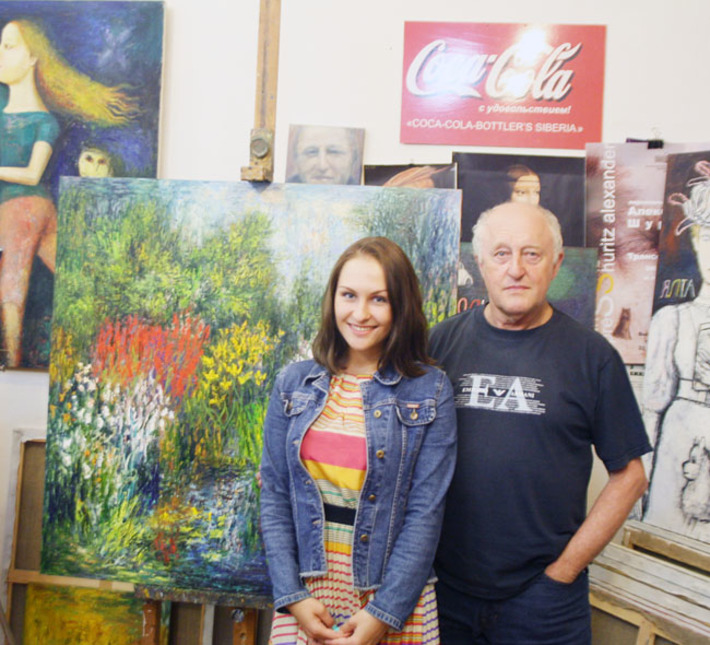 Наш корреспондент  Анастасия Амельченко с именитым земляком: фото на память