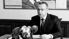 Юрий Петухов подробно информировал журналистов о подготовке, ходе и итогах голосования. Фото предоставлено облизбиркомом