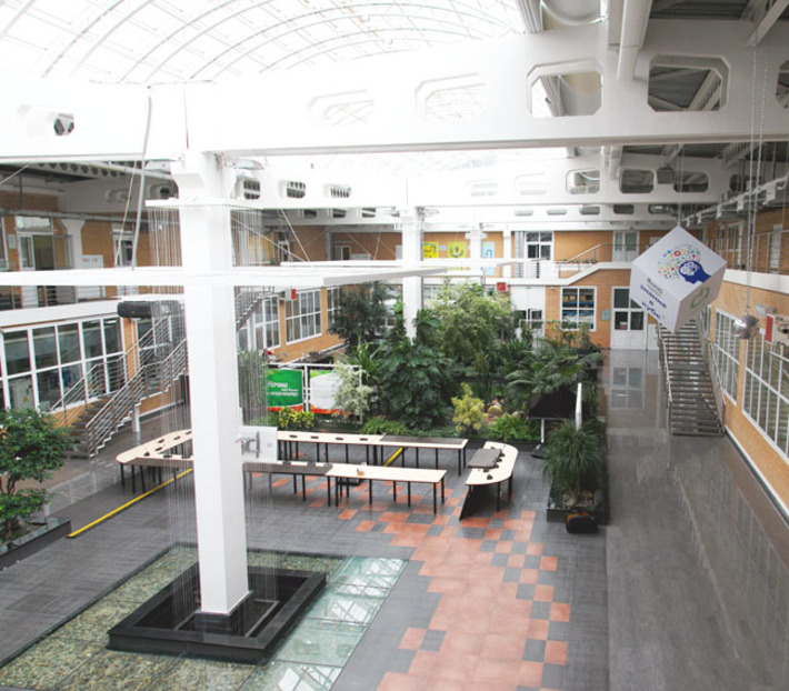 В Технопарке есть все возможности, чтобы резиденты смогли прирасти в объеме продукции. Фото Аркадия УВАРОВА (архив)