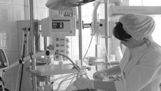Новые технологии и современное оборудование врачей помогли спасти жизни мамы и малыша. Фото Михаила ПЕРМИНА