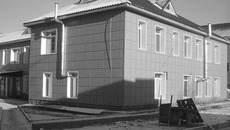 Практически готовое здание болотнинской ЦРБ остается недоступным для пациентов. Фото предоставлено УКС НСО