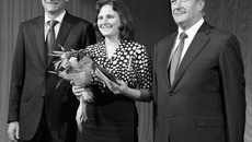 Знаком отличия «За материнскую доблесть» были награждены шестьдесят женщин. Фото Аркадия УВАРОВА