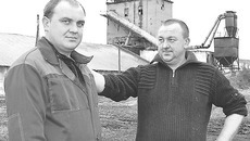 Братья Баженовы — Константин и Сергей. Они всегда вместе. Фото Валерия ГАНИНА