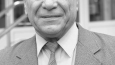 Ветеран труда, ветеран блокадного движения Игорь Петрович Огородников. Фото Елены КОСТИНОЙ