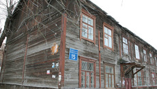 Барак в первом переулке Серафимовича, 15 будет снесен. Фото Михаила ПЕРМИНА