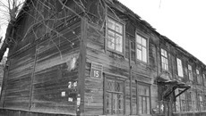 Барак в первом переулке Серафимовича, 15 будет снесен. Фото Михаила ПЕРМИНА