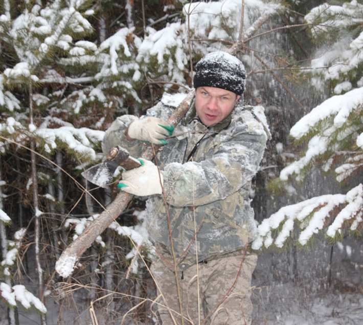 Лесник  Александр Конорев