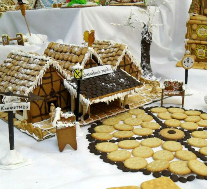 Выставка 2012 года. Фото с сайта 1nsk.ru