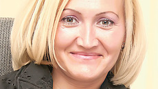 Лариса ЯРКОВА, заместитель министра промышленности, торговли и развития предпринимательства Новосибирской области, начальник управления по регулированию потребительского рынка и сферы услуг