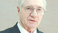 Пётр Лазаревич Гончаров