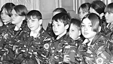 Во встрече с ветеранами приняли участие учащиеся кадетских корпусов. Фото с сайта nso.ru
