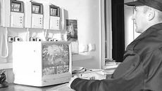 Кое-где в охранном бизнесе нашего региона процветает практика выдачи людям недопустимо низких зарплат. Фото с сайта doski.ru