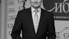 Вячеслав Богомолов считает, что бизнес идет в Интернет вслед за потребителем. Фото Аркадия УВАРОВА