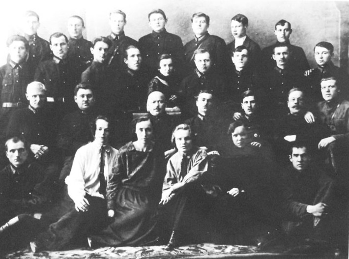 Личный состав Новониколаевского губернского уголовного розыска. 1924 г.