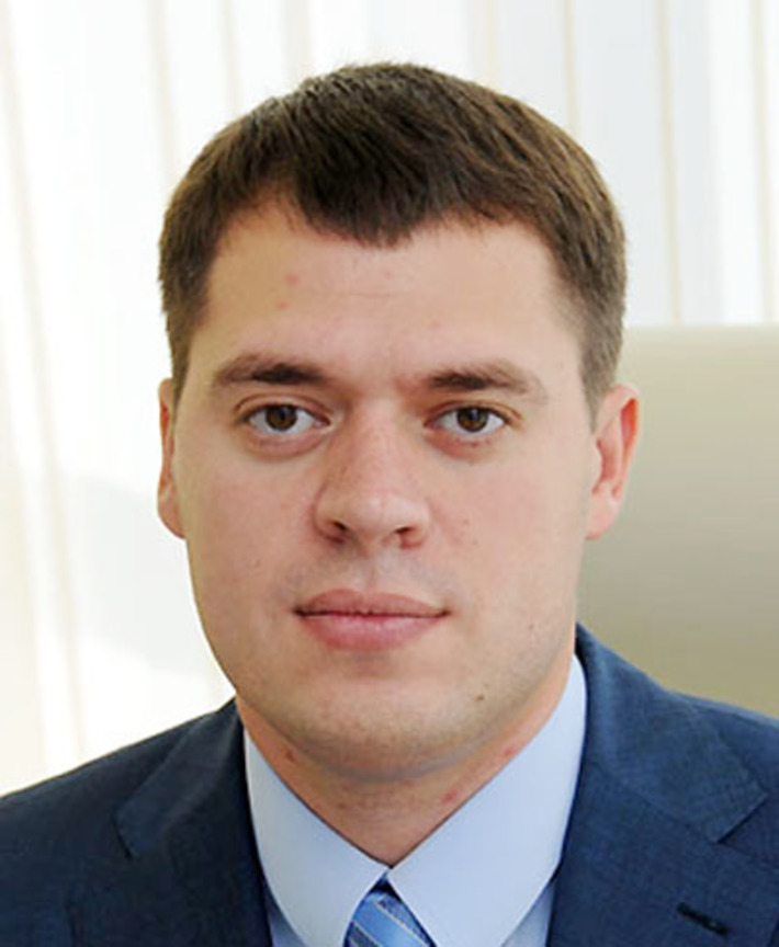 Депутат от округа № 14, член комитета Законодательного собрания Новосибирской области по бюджетной, финансово-экономической политике и собственности Николай СУРКОВ