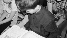 Новая традиция — делиться читательским опытом, даря свои любимые книги, — приживается в новосибирских библиотеках