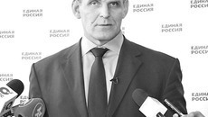 Александр Карелин рассказал журналистам о своих встречах с избирателями. Фото с сайта novosibirsk.er.ru