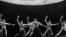 Сцена из балета «Весна священная». Фото с сайта www.forum.balletfriends.ru
