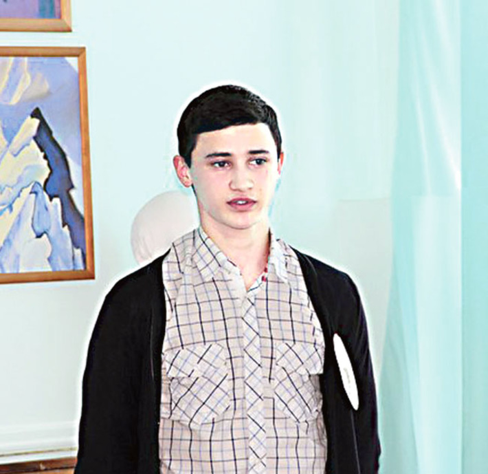 Дмитрию Димову присудили Гран-при «Мистер талант — 2014». Фото присланы Натальей МАНАЕНКОВОЙ