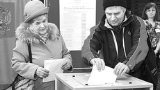 Анатолию Локтю предстоит выстроить диалог и с городскими элитами, и с рядовыми гражданами. Фото Аркадия УВАРОВА