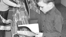 Ежегодно библиотечные встречи, посвященные Дню Победы, собирают десятки читателей — больших и маленьких. Фото Юлии НАЗАРЕНКО