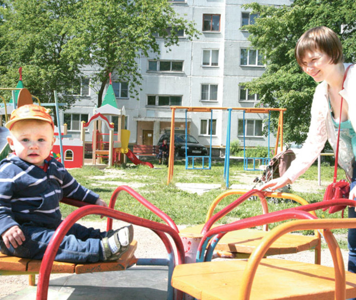 Благоустроенный город — для нынешнего и будущих поколений. Фото Михаила ПЕРМИНА