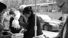 Библиотека «вышла из берегов» — на улицу. Фото предоставлено Новосибирской областной юношеской библиотекой