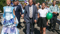 Врио губернатора Владимир Городецкий на открытии нового моста. Фото Аркадия УВАРОВА