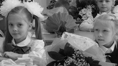 Более ста первоклассников сели за парты в школе № 23 г. Новосибирска, которая открылась после капитального ремонта. Фото Михаила ПЕРМИНА
