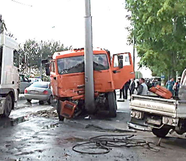 В ДТП на улице Станционной пострадали пять человек. Фото предоставлено ГУ МВД по НСО