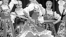 Титулов у «Девчат» — не счесть. Фото из архива ансамбля «Девчата»