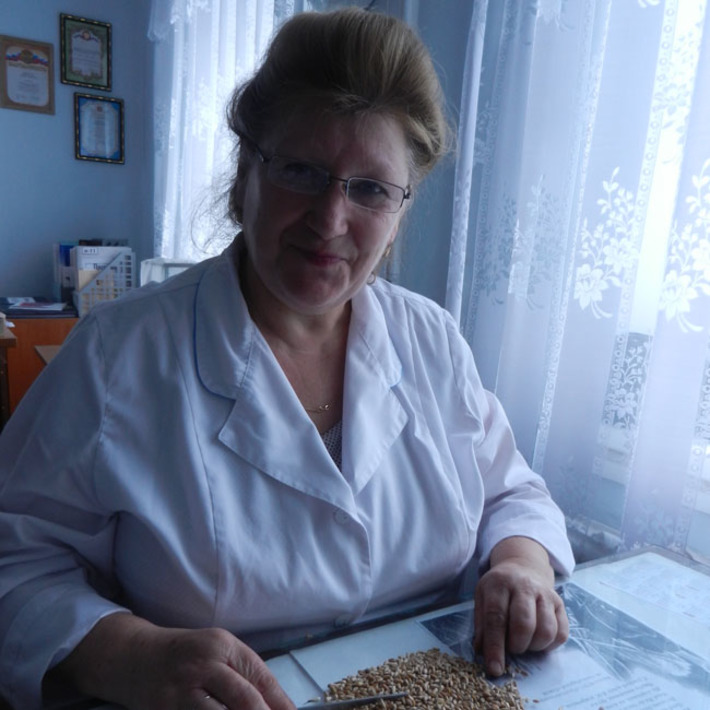 Екатерина Шевцова — ведущий агроном семинспекции. Фото Марины ЛУПЕЙКЕНЕ