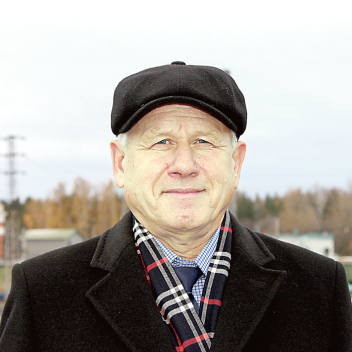 Почетный железнодорожник, почетный ветеран ЗСЖД Виктор Иванович Востриков. Фото Елены КОСТИНОЙ