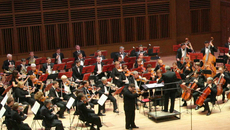 Одно из главных действующих лиц фестиваля — филармонический симфонический оркестр. Фото Михаила ПЕРМИНА