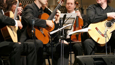 На сцене Зоран Дукич. Фото Аркадия УВАРОВА