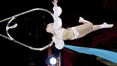 Полет под куполом —  мечта артиста. Виктория Бубенщикова, г. Новосибирск. Фото Ирины ПАВЛОВОЙ