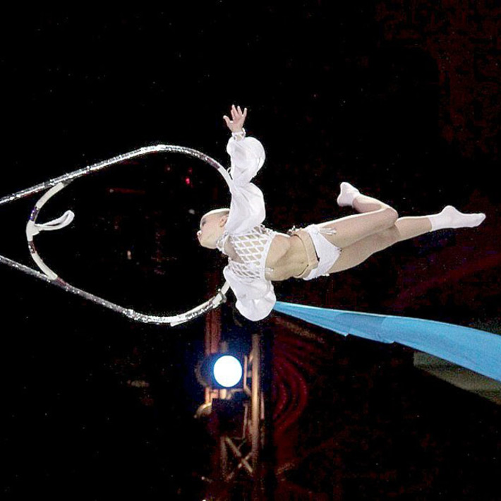 Полет под куполом —  мечта артиста. Виктория Бубенщикова, г. Новосибирск. Фото Ирины ПАВЛОВОЙ